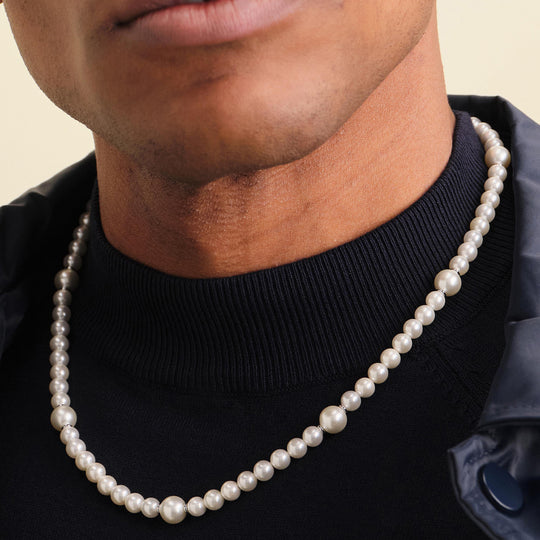 Offset Pearl Necklace - Image 2/2