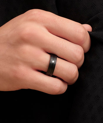 Single Stud Tungsten Band - Black