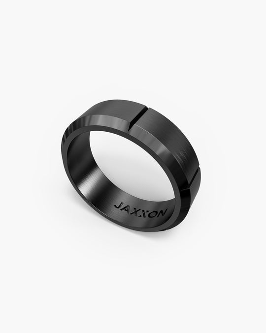 Wilshire Ring - Black - Image 1/2