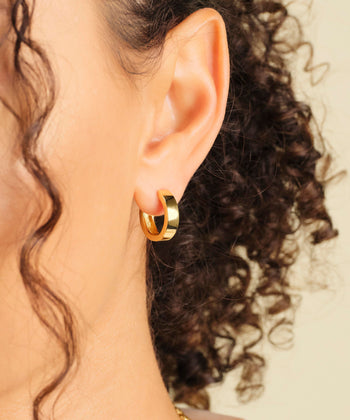 Women's Classic Hoop Earrings - Gold