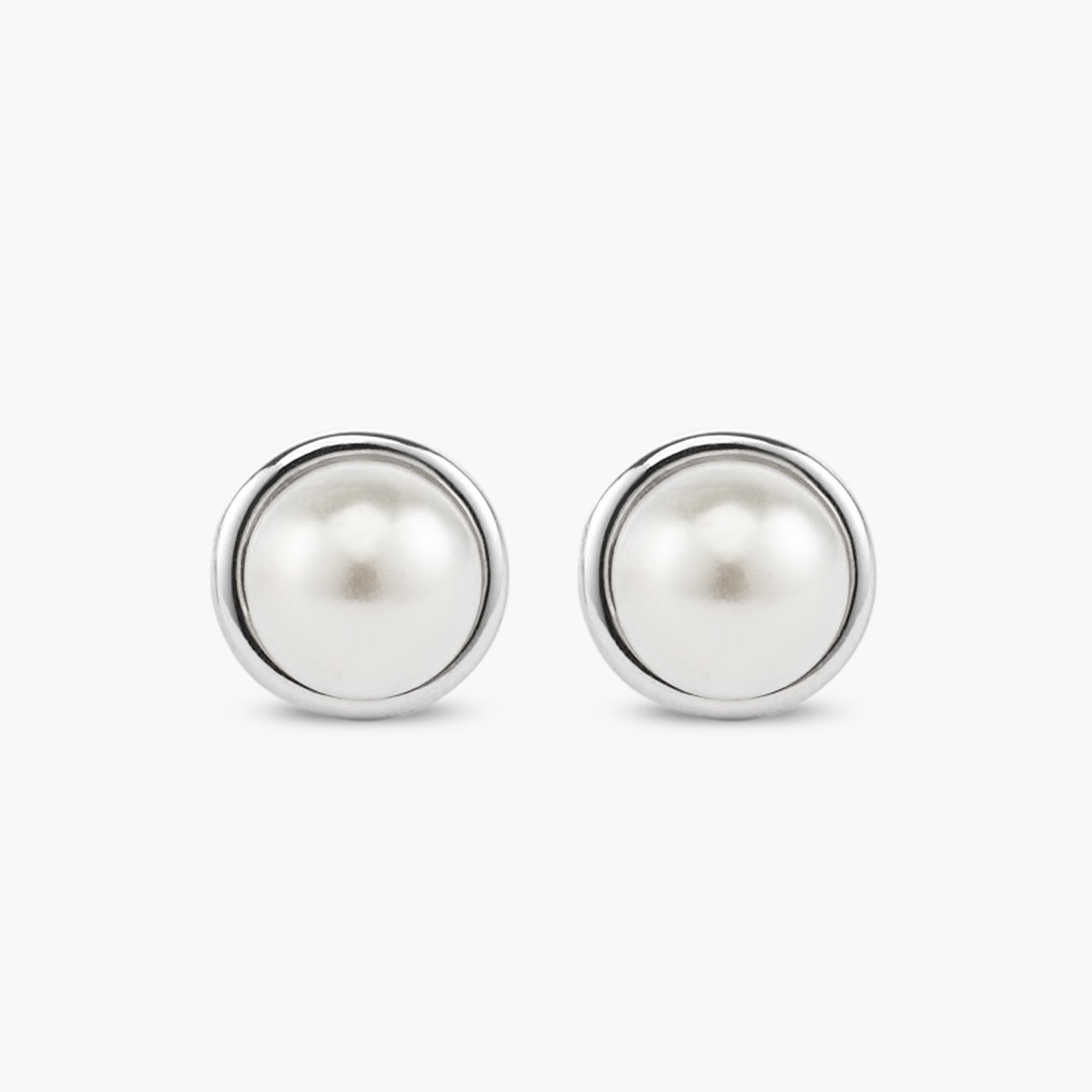 Bezeled Pearl Stud Earrings - Silver - JAXXON