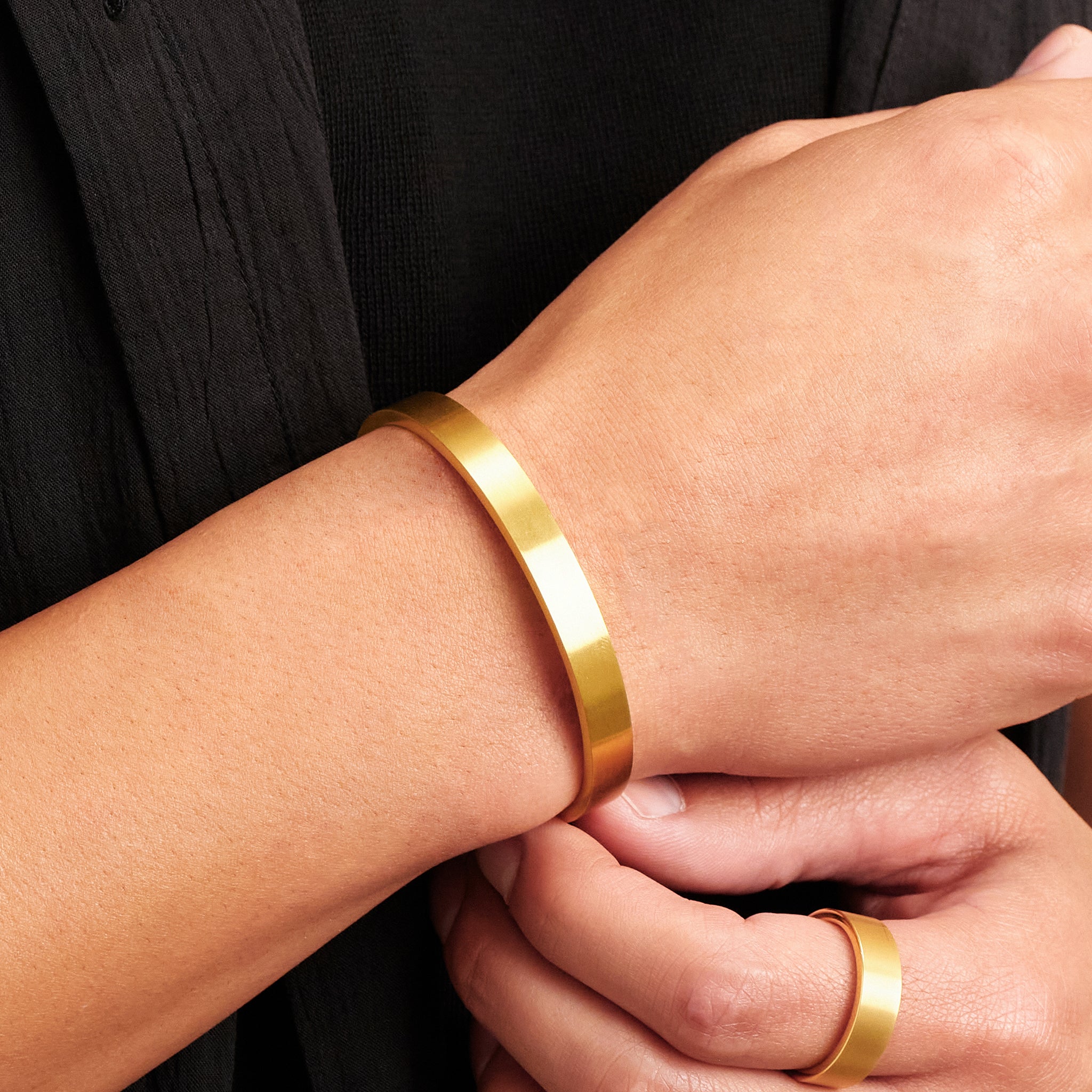 Classic Cuff Bracelet - Men's Gold Cuff - JAXXON