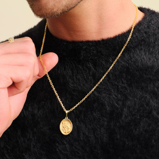 Buy Saint Christopher Necklace 5 Way Set Men's Necklace Gold St Christopher  Medal With Round Box and Rope Chain for a Layering Effect. Online in India  - Etsy