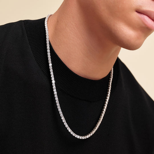 5 Chains That Every Athlete Is Wearing Right Now