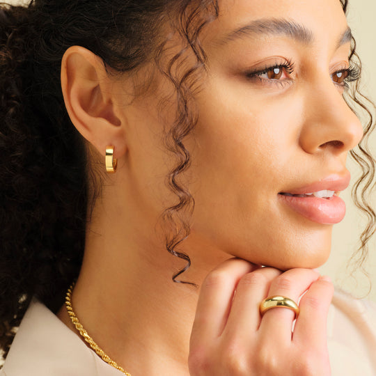 Women's Gold Hoop Circular Earrings
