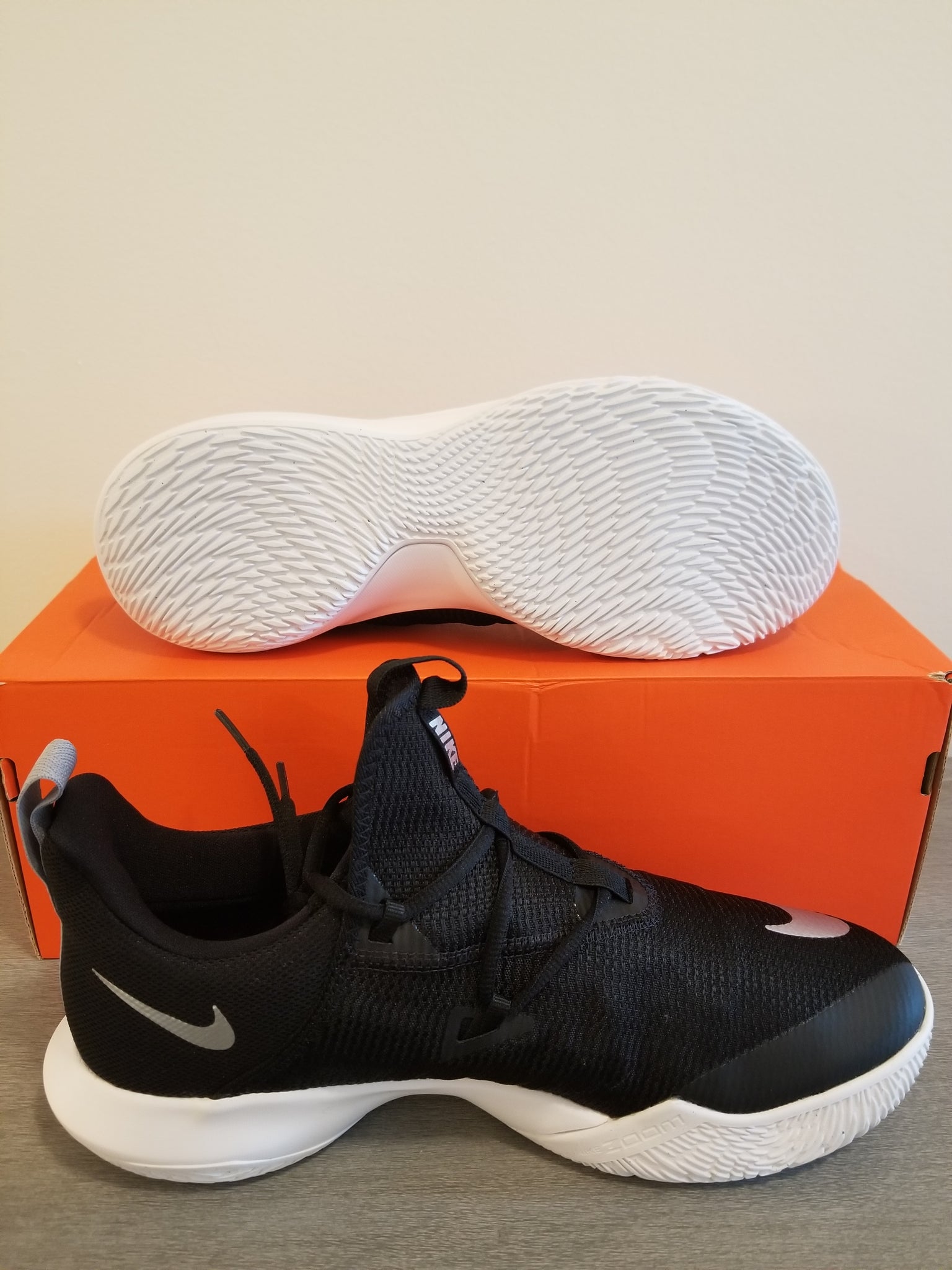 nike zoom shift 2 tb