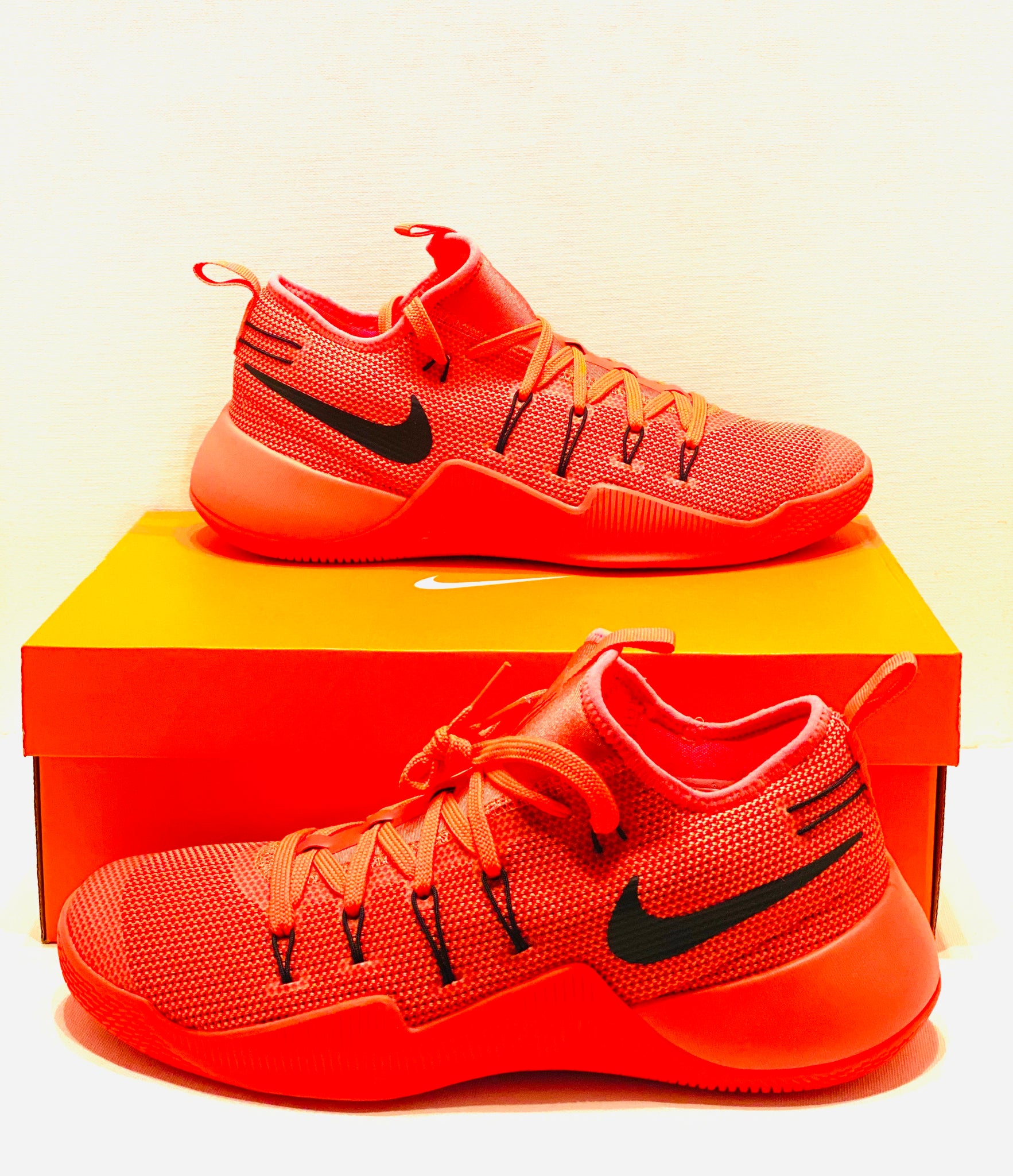 nike hypershift red