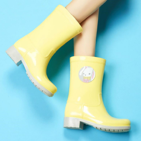 cute rubber rain boots