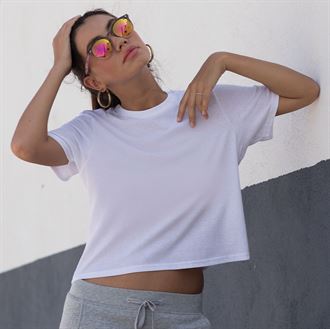 White boxy crop tee