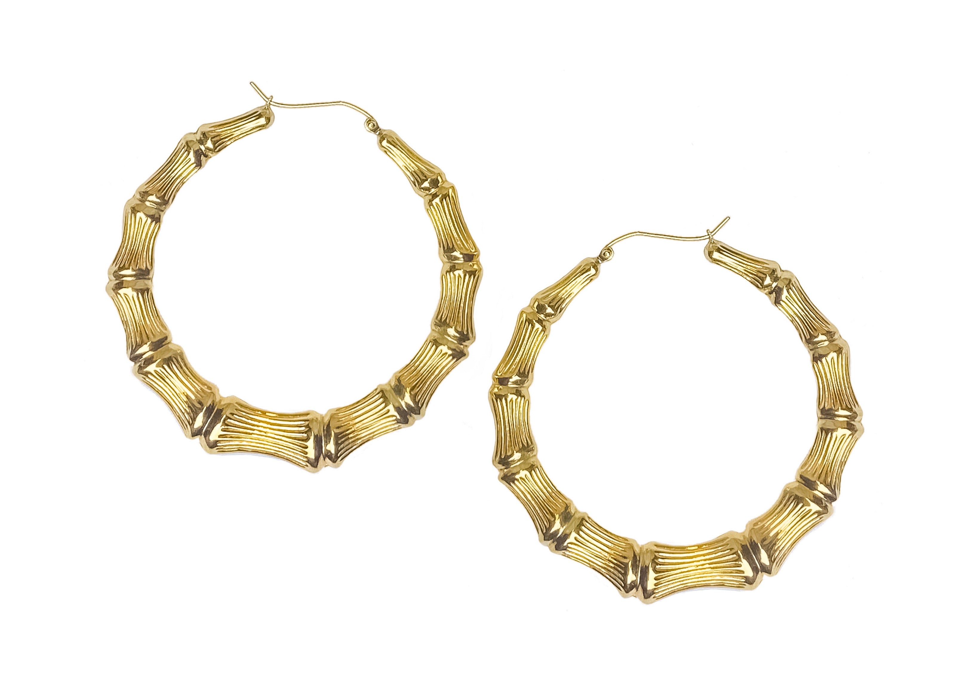 10k Yellow Gold Heart Shaped Bamboo Hoop Earrings (0.98 x 0.88)