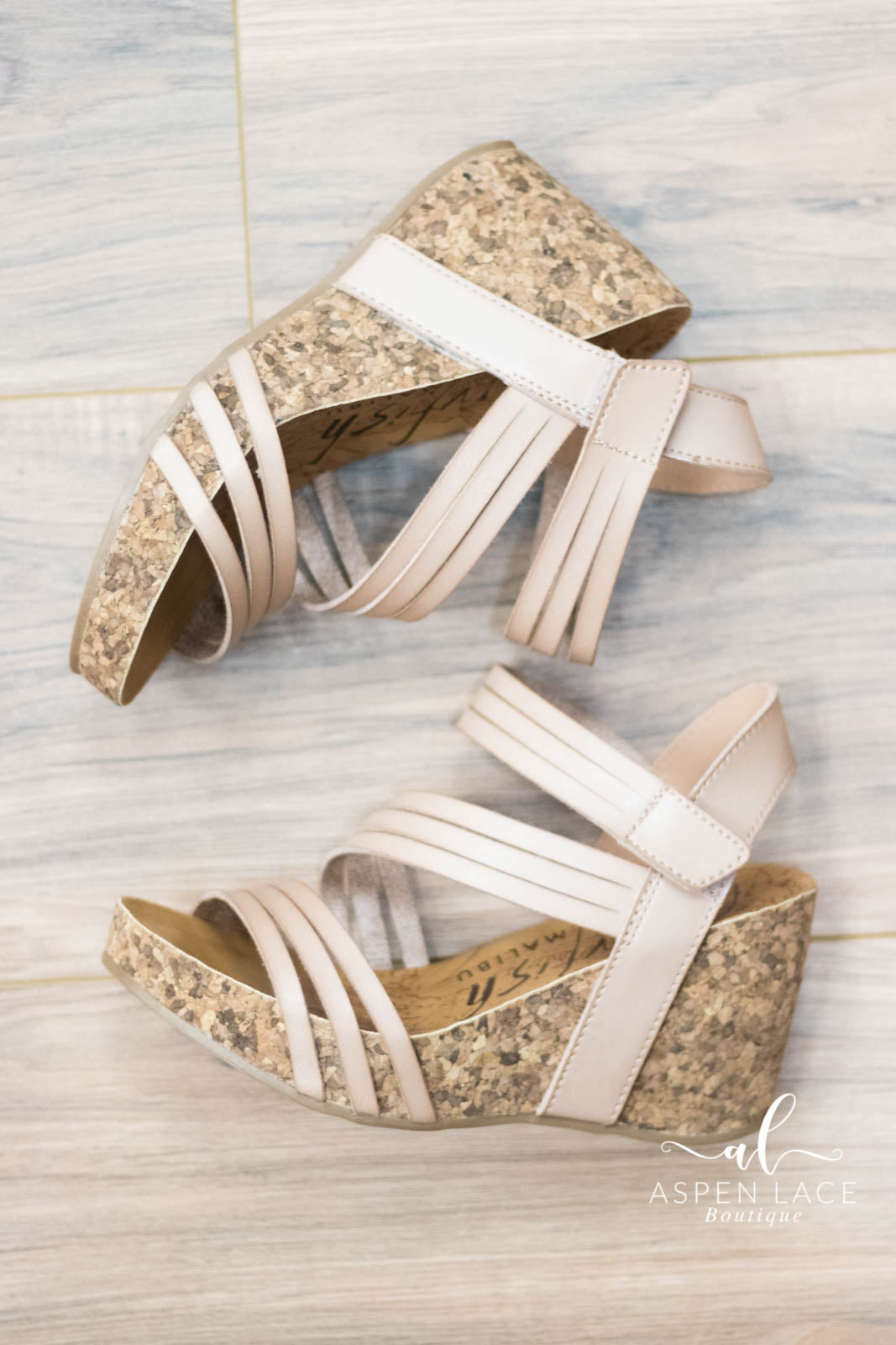 blush wedges