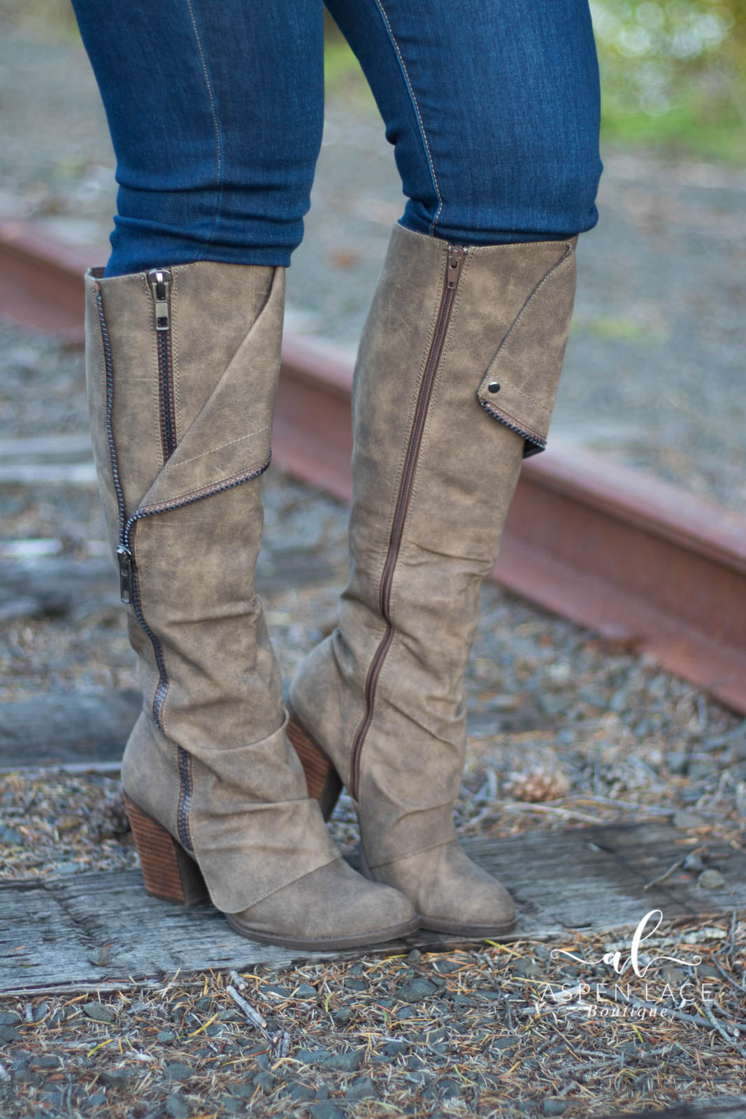 Not Rated Valda Boots (Taupe) – Aspen 