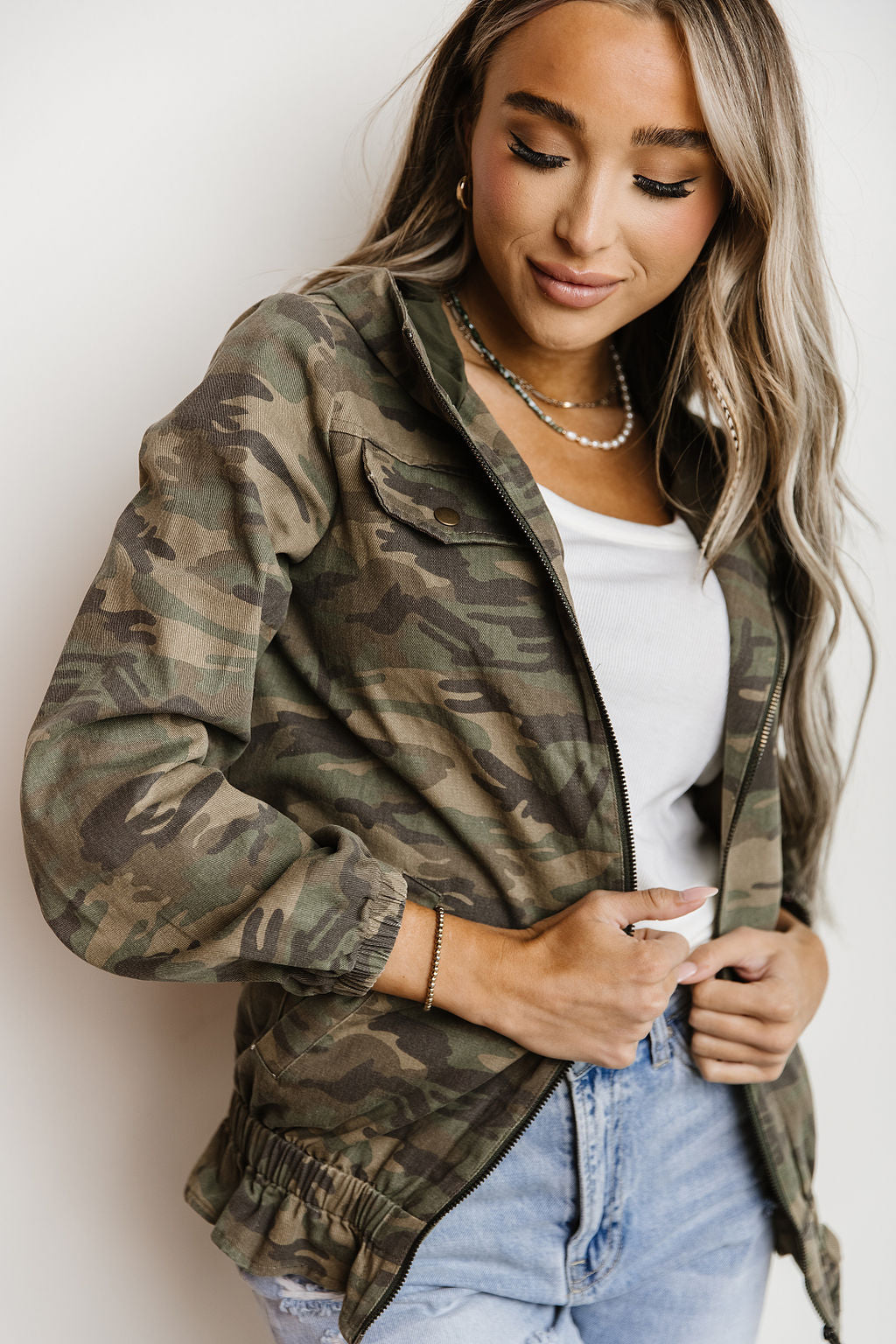 Ampersand Camo Jacket (Olive) – Aspen Lace Boutique