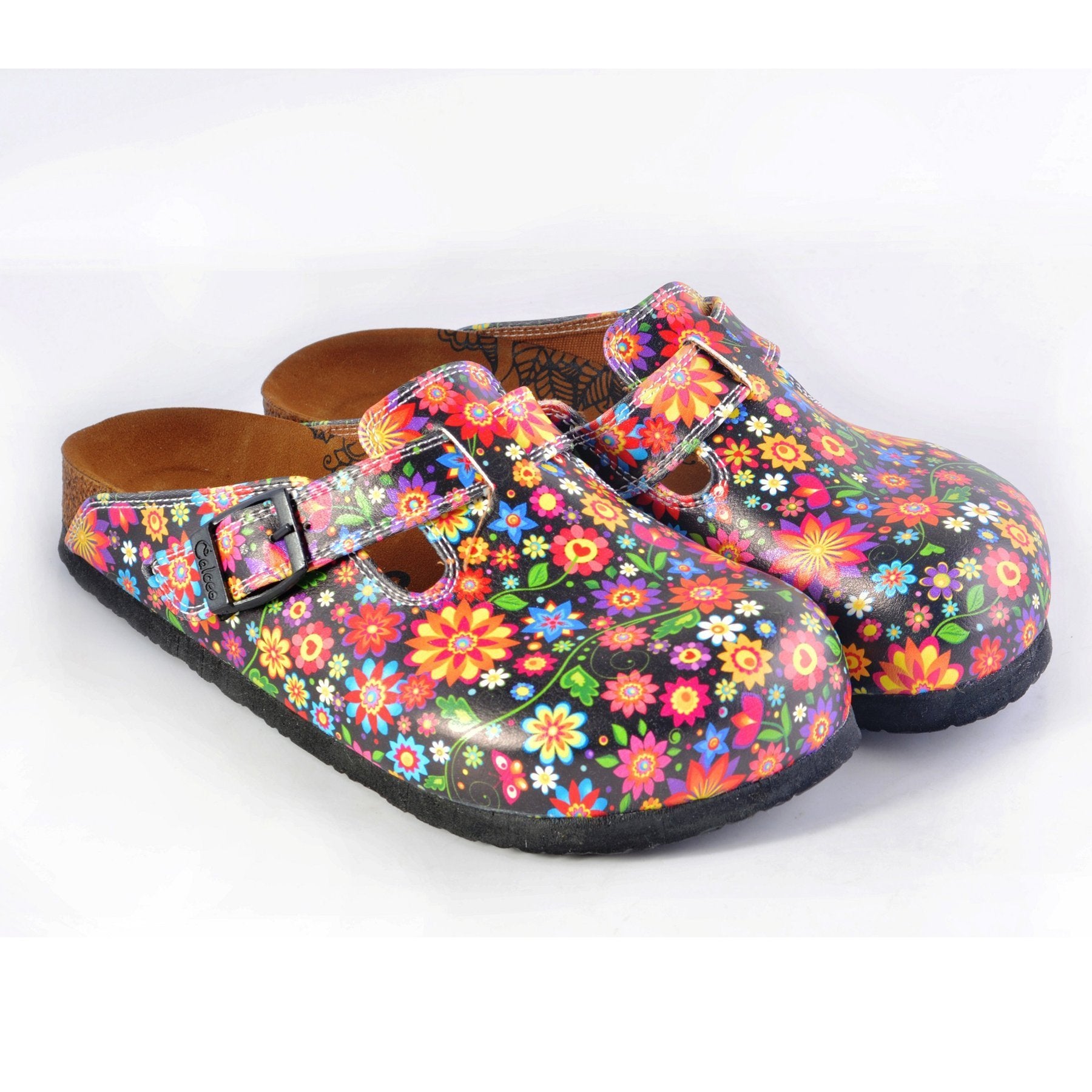 patterned clogs