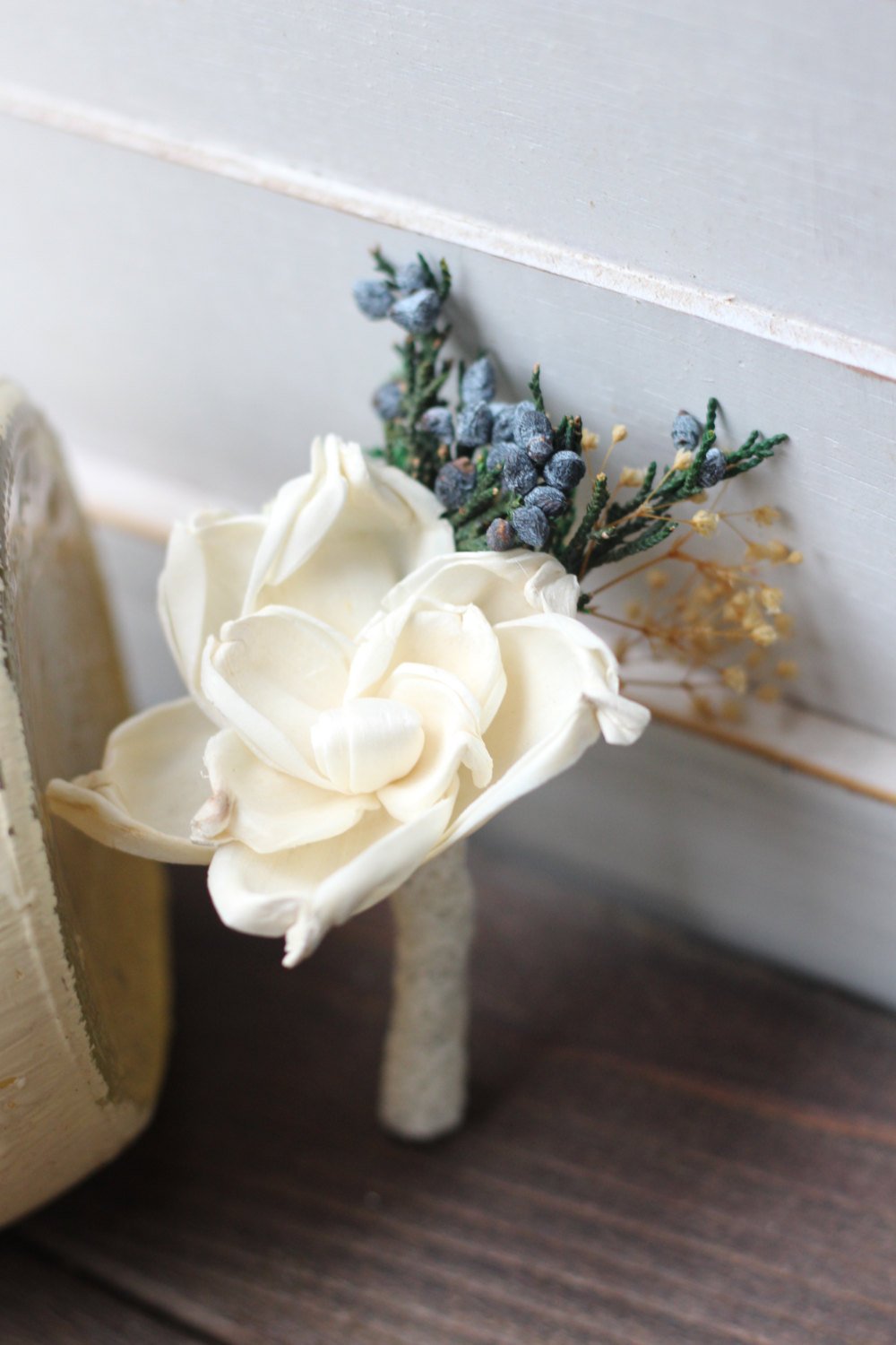 flower boutonniere and corsages