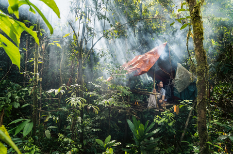 NIKIN | Life in the rainforest - the last Penan on Borneo - NIKIN EU