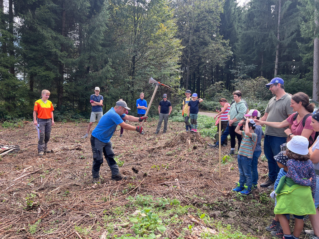 Baumpflanzevent ganz im Stil der Pfadi | NIKIN Blog