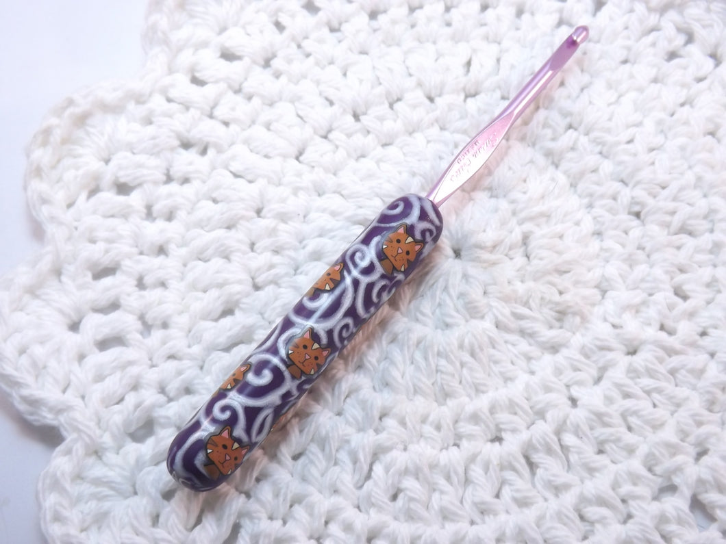 Cute Kitty Cats on a Purple Swirly Background Polymer Clay Crochet Hoo ...