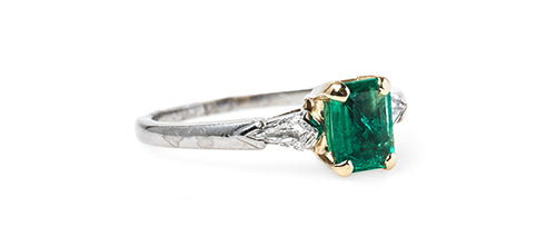 beautiful emerald ring