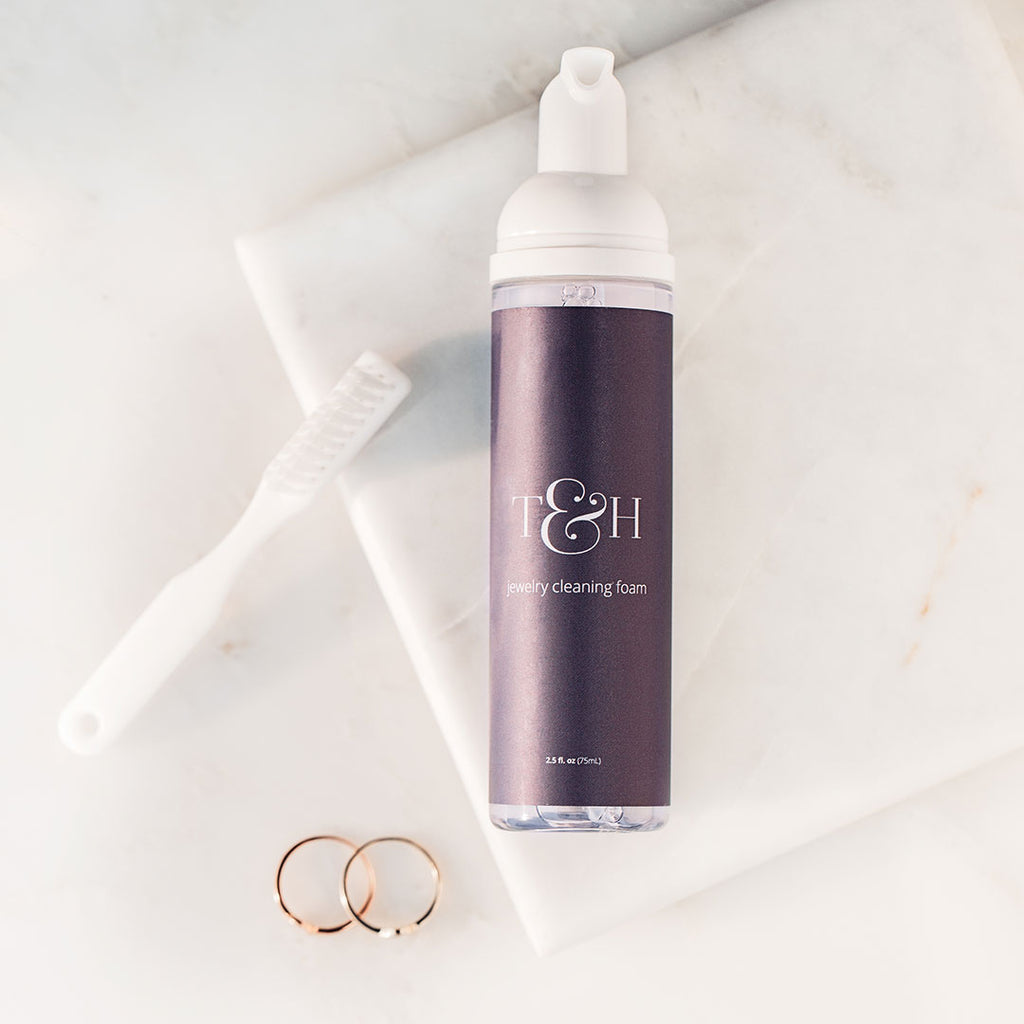  Lavish Foam Jewelry Cleaner