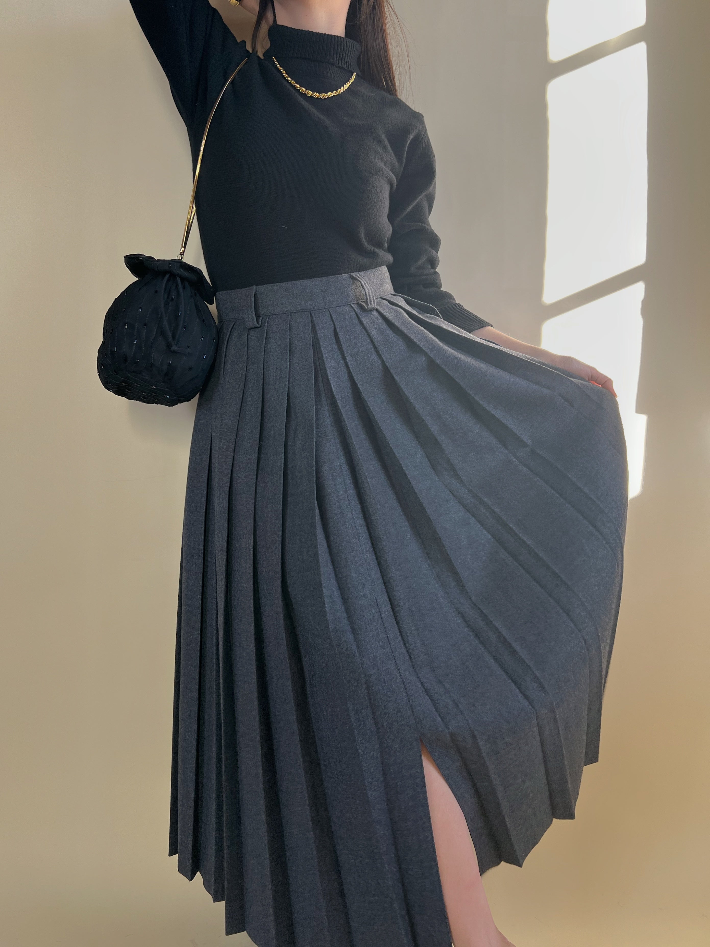 Vintage Italian pure virgin wool pleated grey long skirt – Sillabe