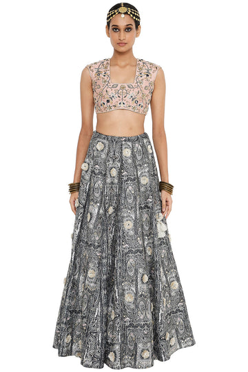 Chalk White Embroidered Blouse With Lehenga Skirt Design by Payal Singhal  at Pernia's Pop Up Shop 2024