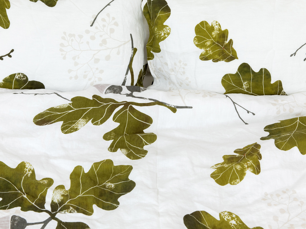 Organic European flax linen duvet cover set with acorn and oak tree leaves pattern