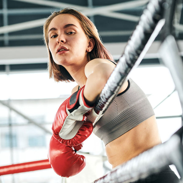 Boxe féminine, 10 raisons pour lesquelles les femmes devraient se mettre à  la boxe ! - blog -  - 8limbs - Cours de boxe, remise en forme et  dépassement de soi en Brabant-Wallon.