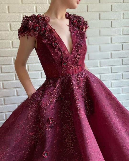 Florentine’s Lace Bloom Gown | Teuta Matoshi
