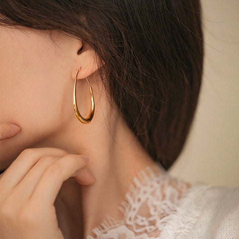 Boucles d'oreilles anneau goutte dorées - Les Petits Imprimés - eshop boucles d'oreilles anneau chic femme