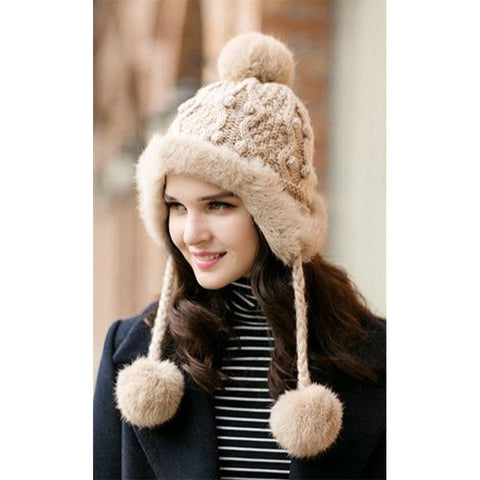 Bonnet polaire Femme ADORED avec pompon en fausse fourrure Crème