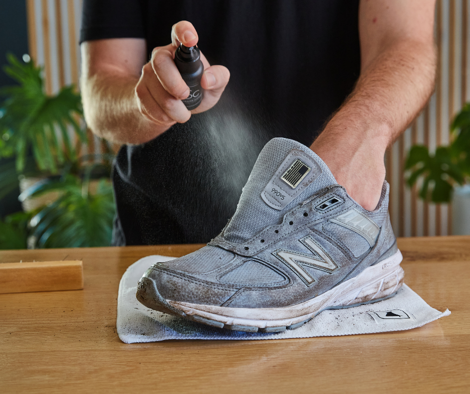 Sneaker Cleaner With New Balance 990