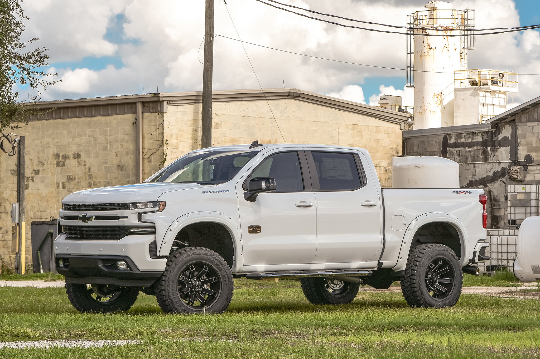 GALLERY | 2019 DEADWOOD EDITION CHEVROLET SILVERADO - LEVEL II - w/FLARES