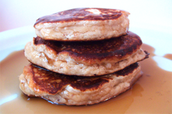 BODYBUILDING RECIPE: Coconut and Banana Protein Pancakes – Prosource
