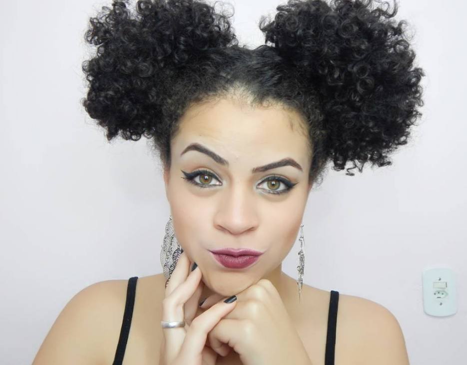 space bun hairstyle for natural curly hair