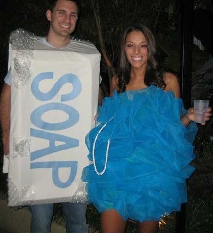 soap and loofa costume for couples