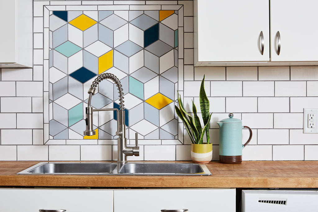 Scandinavian Stove Splash with Medium Diamond Tiles