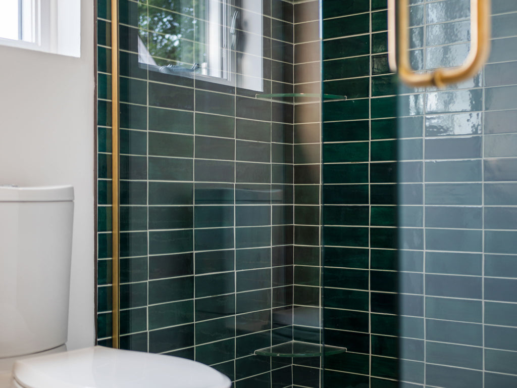 emerald green stacked subway tile