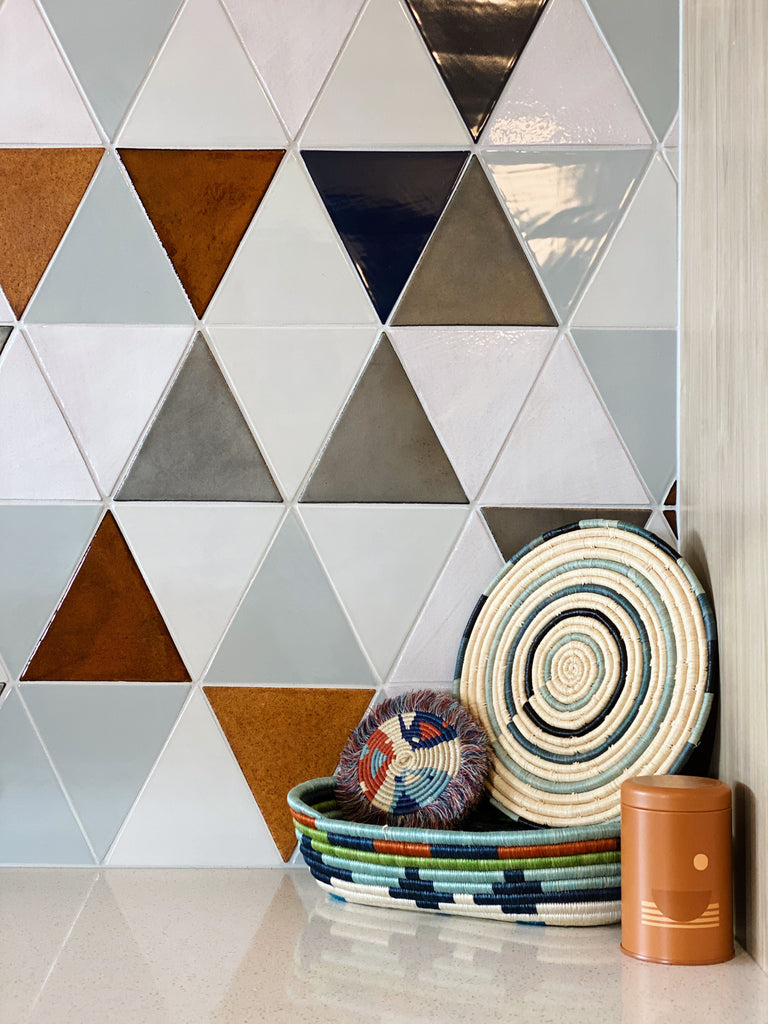 color blend mosaic triangle tile