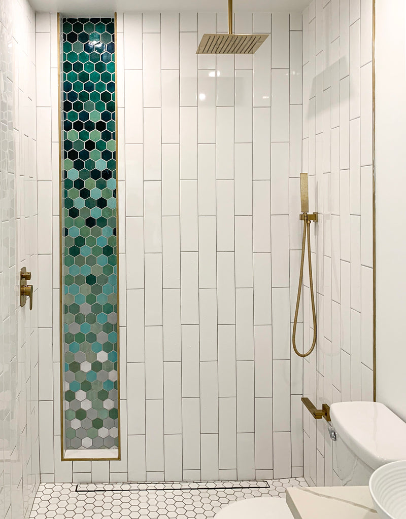 Luxurious Ombre Shower Niche