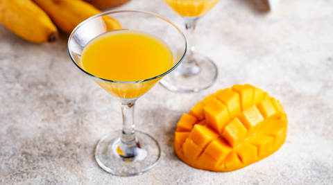 mango-mocktail-alcoholics