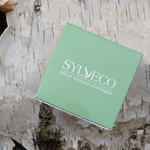 Sylveco product from birch tree bark extract betulin