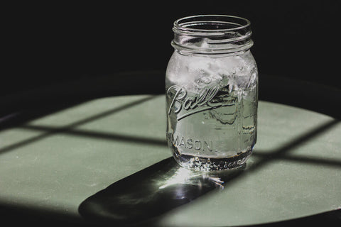 Clear glass of water.