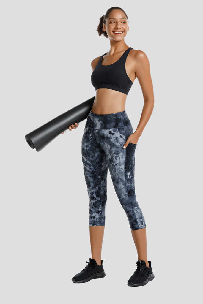 Women's Capri Leggings - Grey / XS