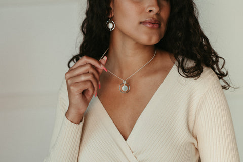 White coin pearl earring and necklace set by Mikel Grant Jewellery