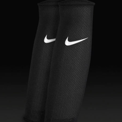 NIKE GUARD LOCK SLEEVES - BLACK / WHITE – FootZone Soccer