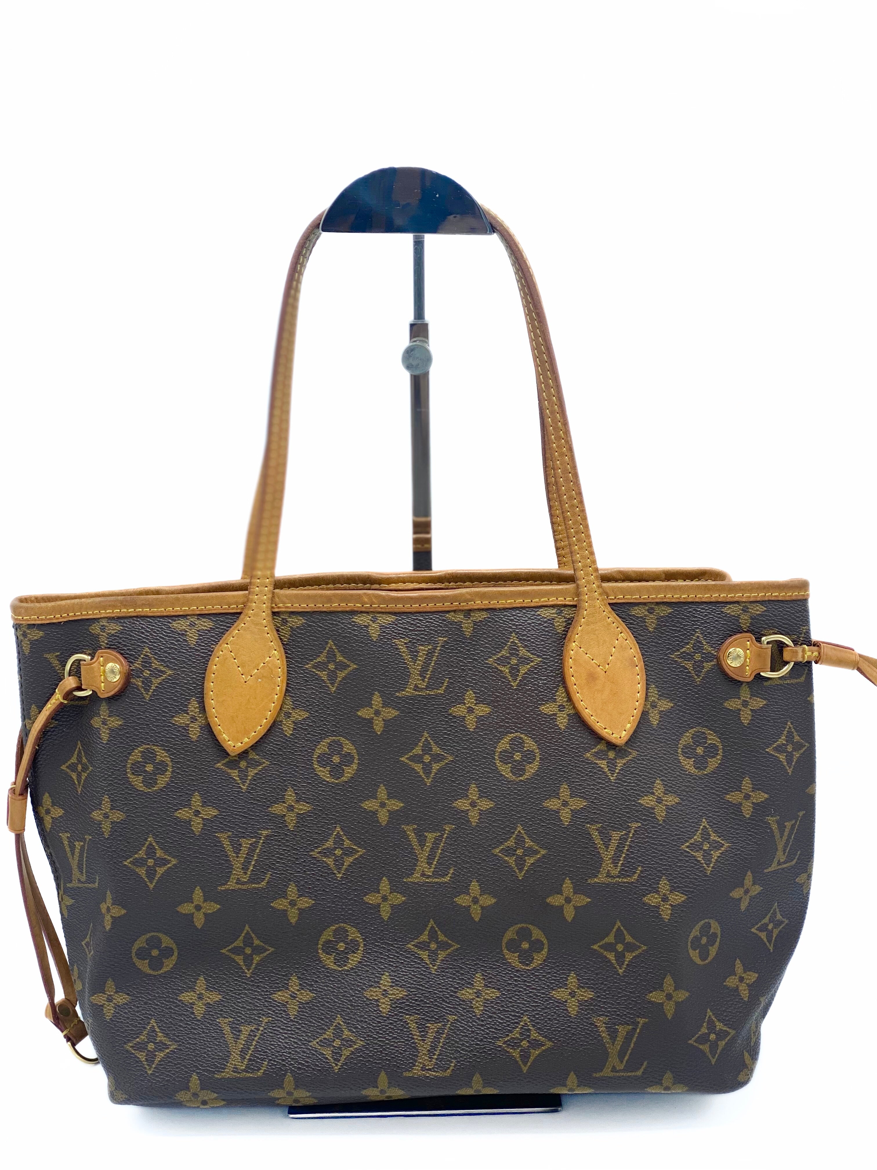 Michael Kors MICHAEL Women's Jet Set Travel Large Chain Shoulder Tote  Handbag - $160 - From Ilana