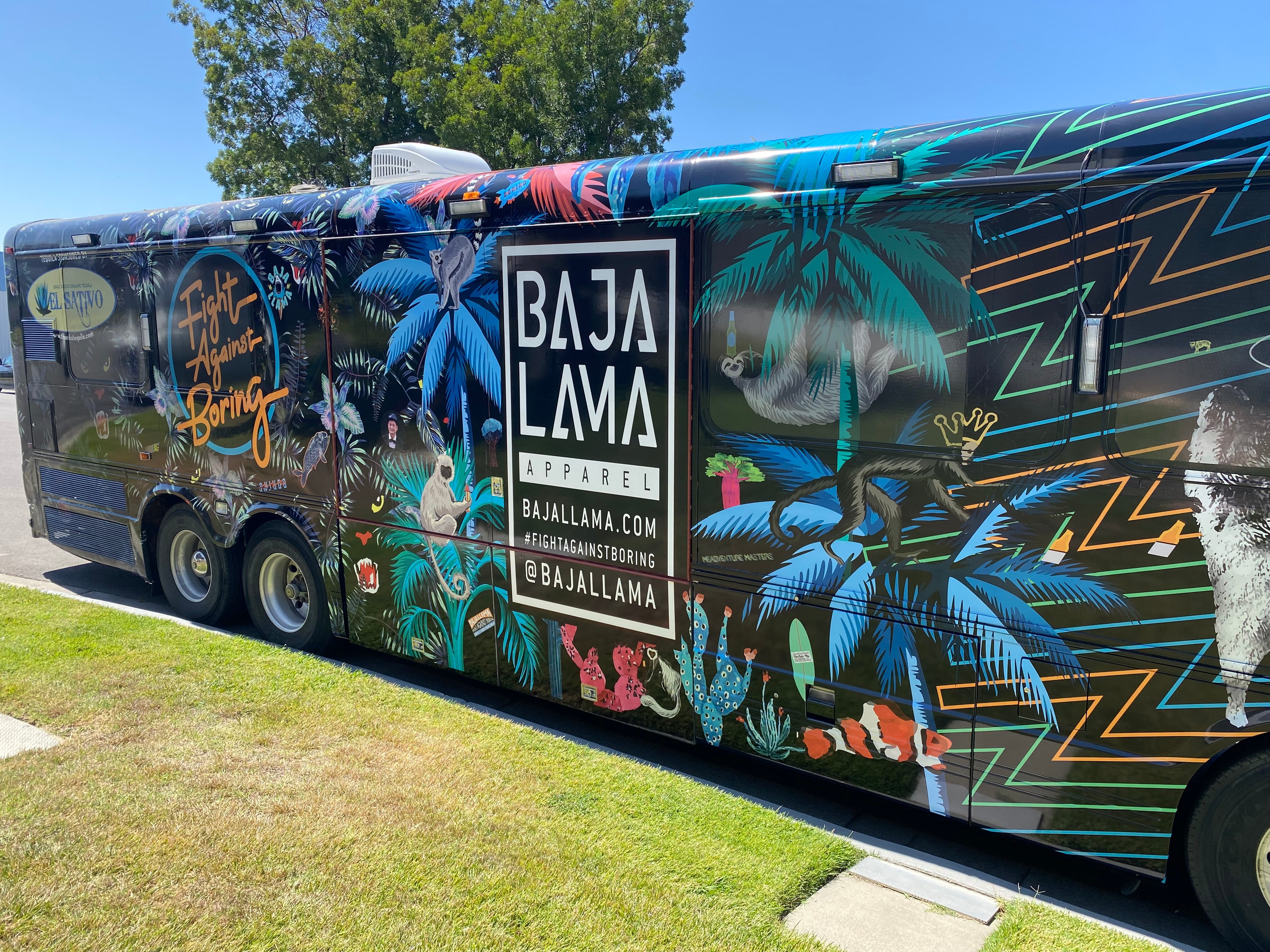 Baja Llama Bus