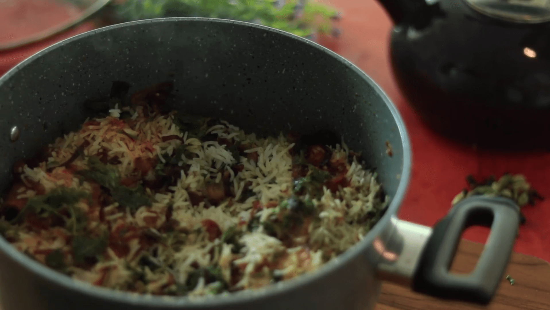 dum chicken biryani