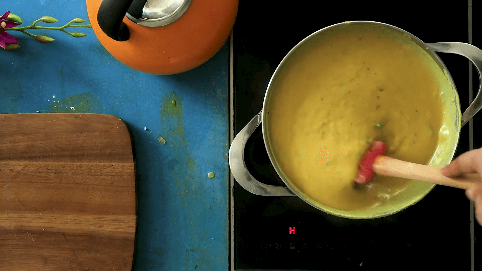 Mango Kadhi with Achari Pakoda